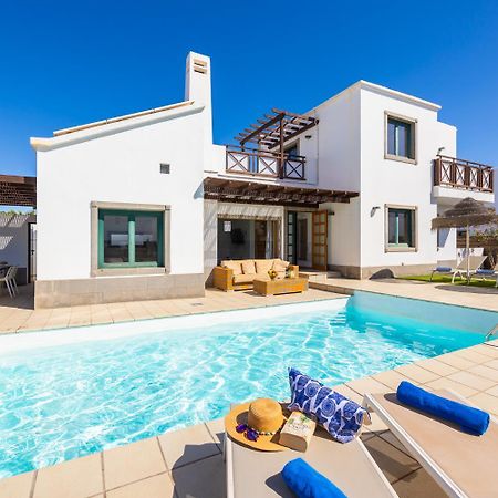 Villa Dacil Playa Blanca  Exteriör bild